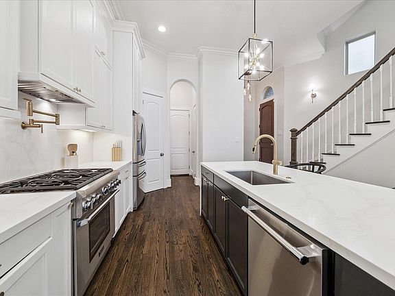 5th image of 6114 Maxie St #B