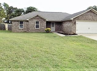 10 Gates Dr, Greenbrier, AR 72058