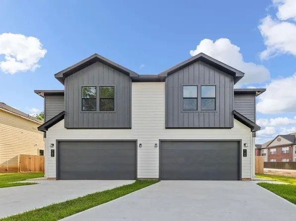 518 Clinton St #A, Conroe, TX 77301