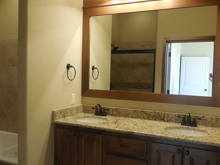3320 Enclave Ln — Photo 9