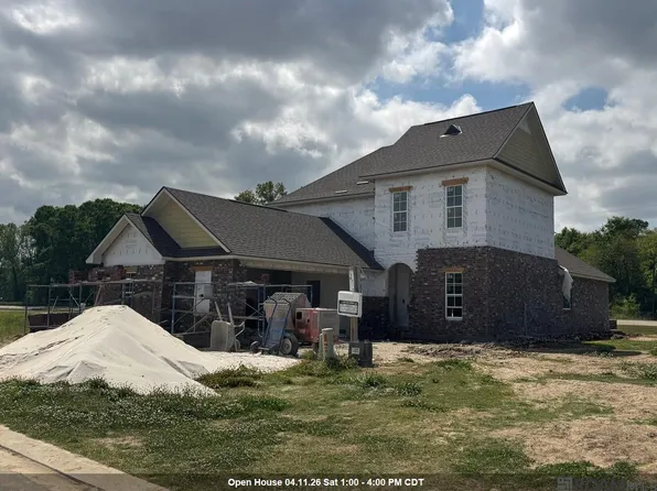 5192 Stonewater Dr, Gonzales, LA 70737