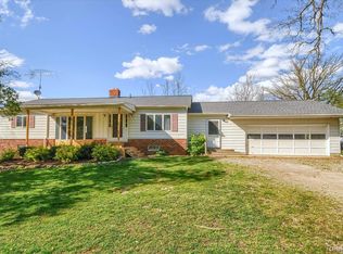 2534 Greenwood Rd, Lapeer, MI 48446