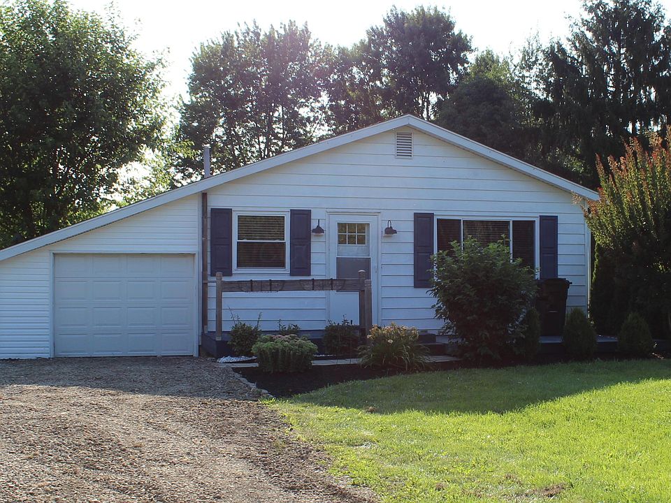 1st image of 13911 Watkins Rd