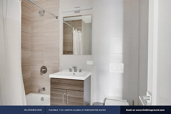 Rented by The Blueground | media 12