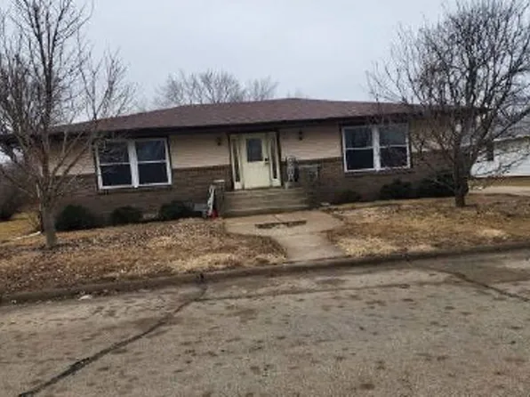 507 Clark St, Cherokee, IA 51012