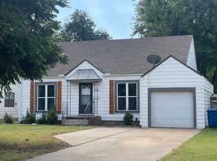 809 W Indiana Ave, Enid, OK 73701