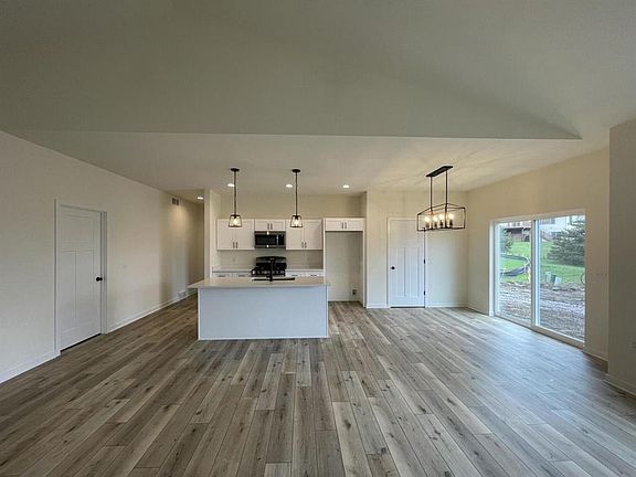 5th image of 1756 East Kyle Circle