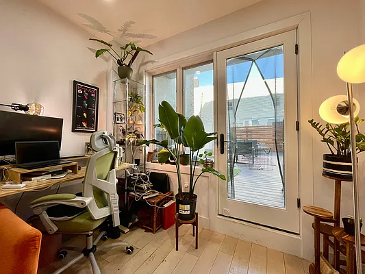 Rented by Oxford Property Group | media 5