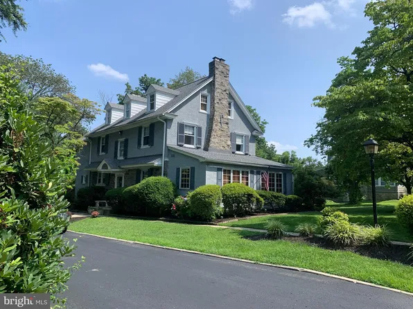 65 S Rolling Rd, Springfield, PA 19064