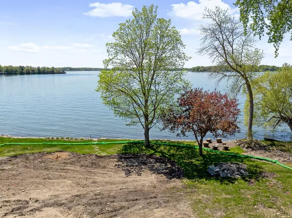 4330 Manitou Rd, Tonka Bay, MN 55331