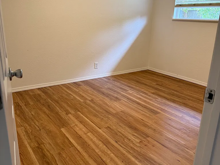 4399 Excelsior Rd — Photo 8