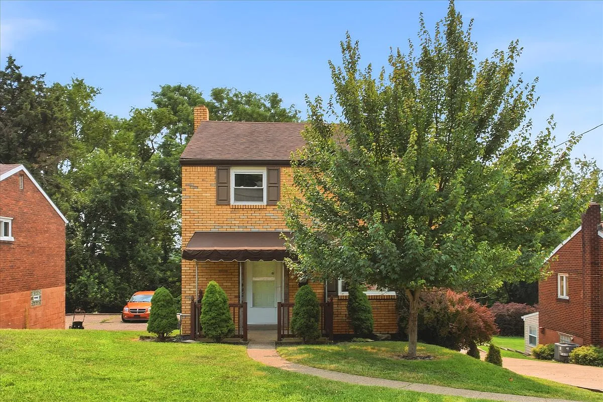 3 bed, 1150 sqft, $1,700 — Photo 2