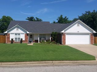 2415 Brookhaven Dr, Alma, AR 72921