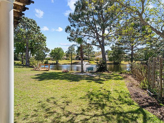 4th image of 45 Bayside Park