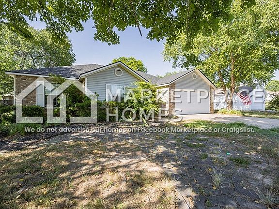 3rd image of 490 Aster Ave
