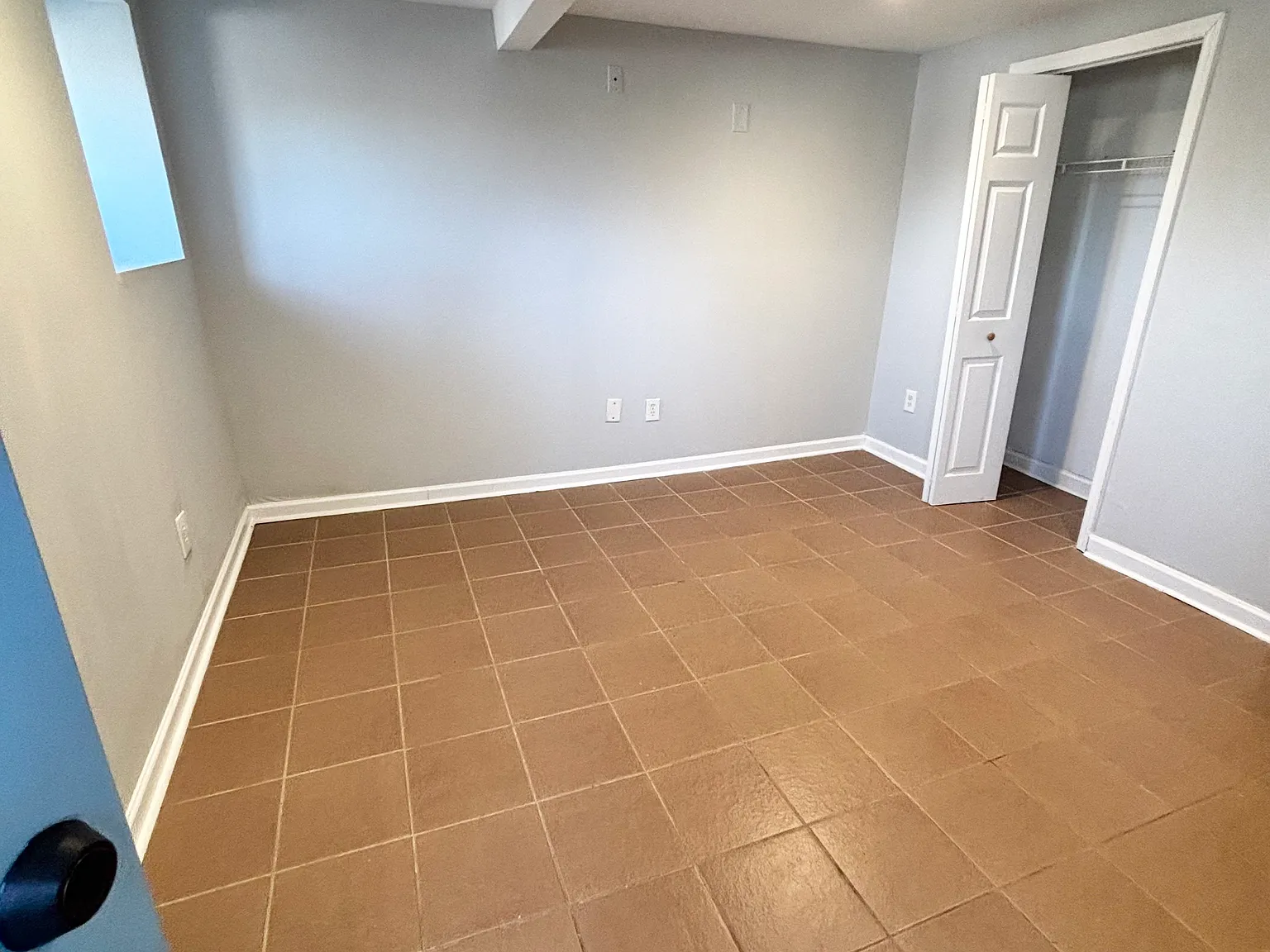 2 bed, 700 sqft, $1,300 — Photo 3