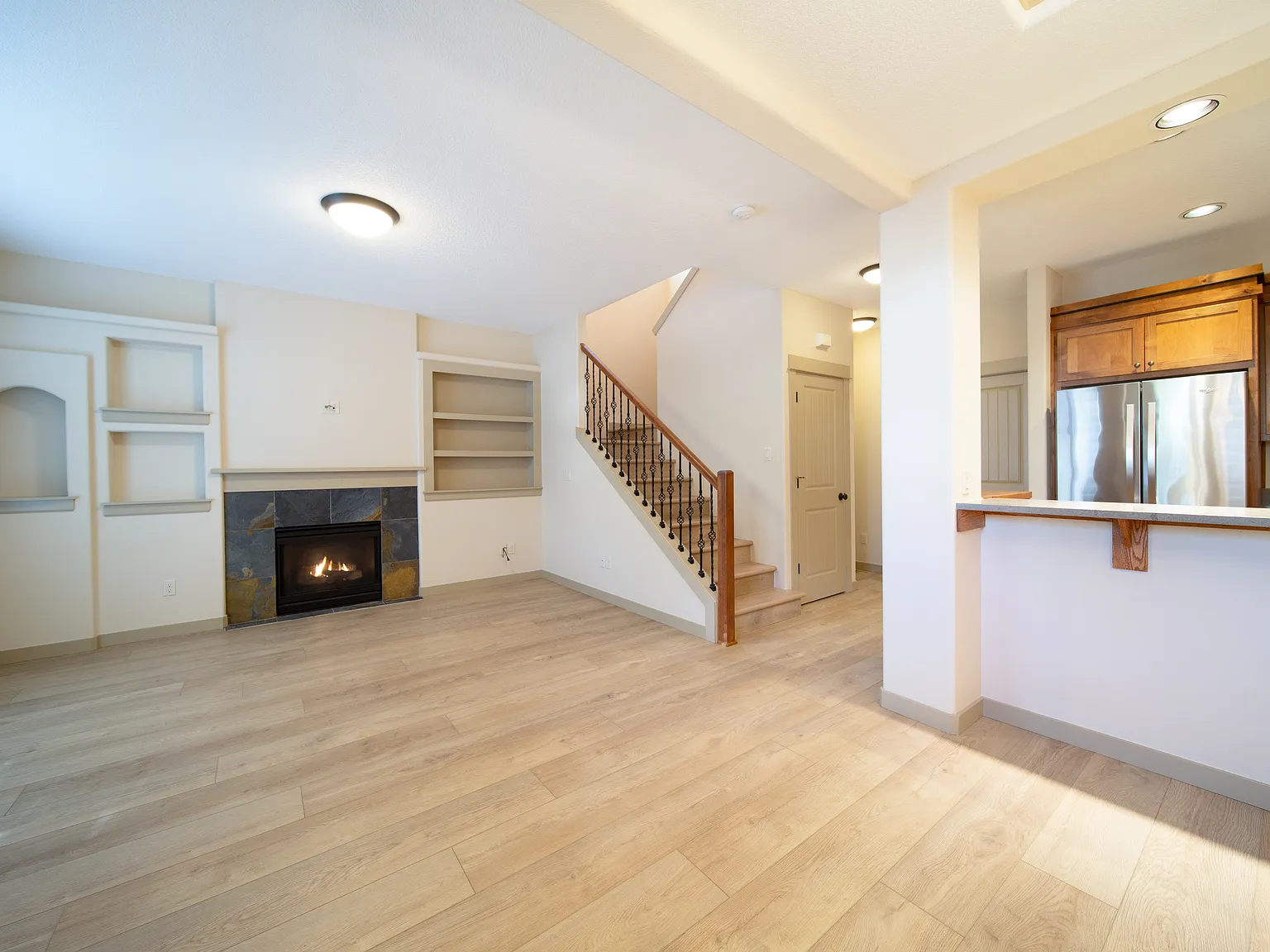 3 bed, 2.5 bath, 1698 sqft, $2,750 — Photo 3