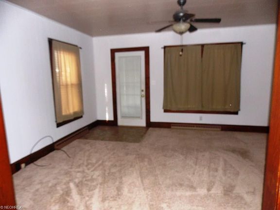 5th image of 966 Grant Ave NW