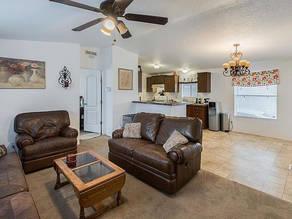 4th image of 7317 Sylmar Ln #193