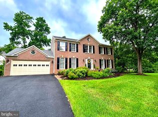 6300 Lee Forest Path, Centreville, VA 20120