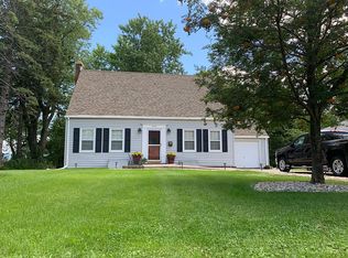 2438 W Skyline Pkwy, Duluth, MN 55806