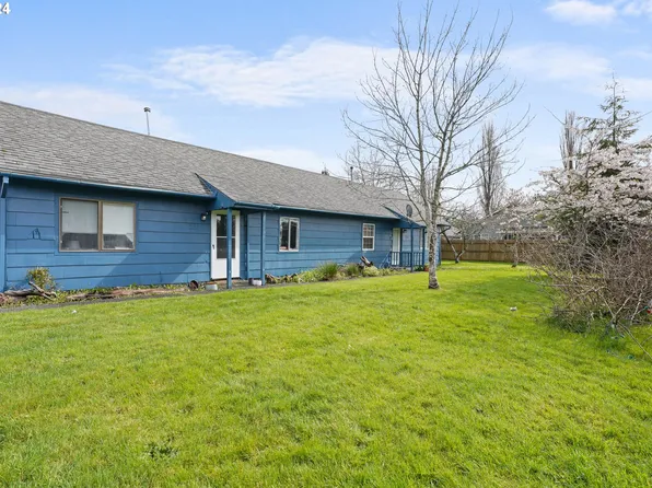 221-231 SW 2nd St, Warrenton, OR 97146