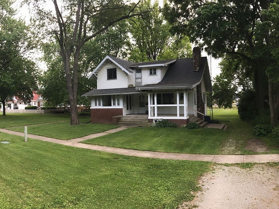 1st image of 490 Elmwood Ct