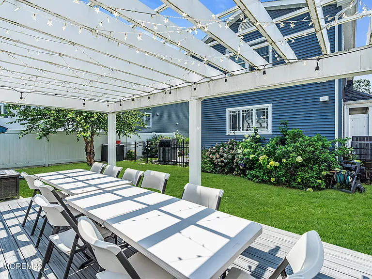 306 Ocean Park Ave — Photo 34