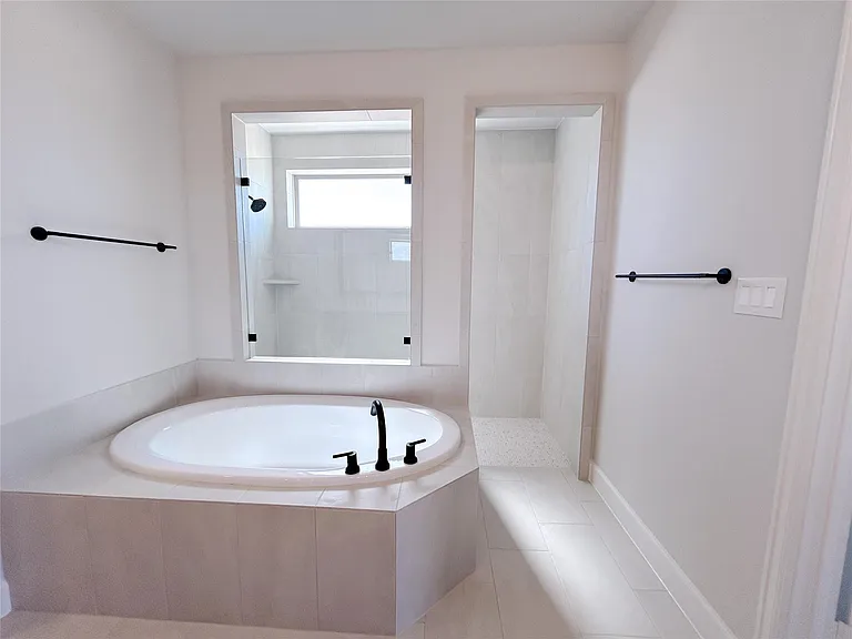 5406 Rocky Banks Way — Photo 22