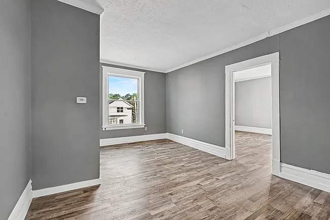 324 Chestnut St #1 — Photo 5