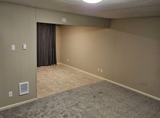 1017 SE Lyle St APT 2, Dallas, OR 97338