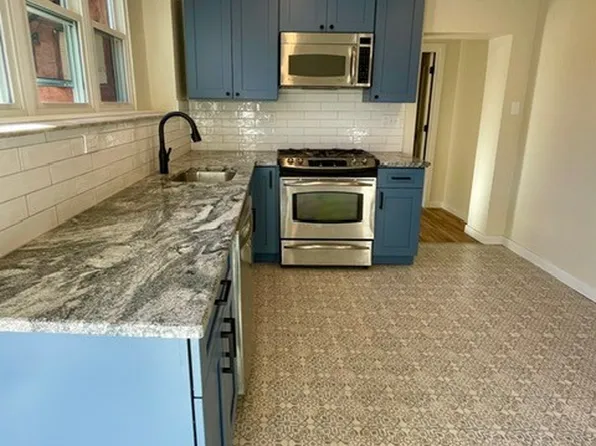 1241 S 6th St Floor 2, Philadelphia, PA 19147