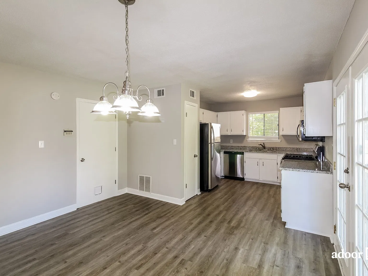 3 bed, 2.0 bath, 1788 sqft, $2,000 — Photo 4
