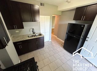 417 S Karlov Ave #2N, Chicago, IL 60624