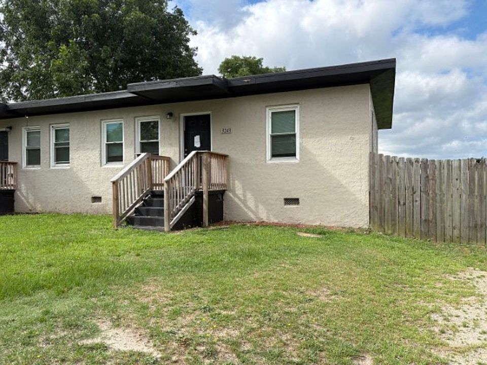1st image of 3243 Chandler St