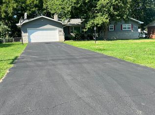 201 E Wayland St, Springfield, MO 65807