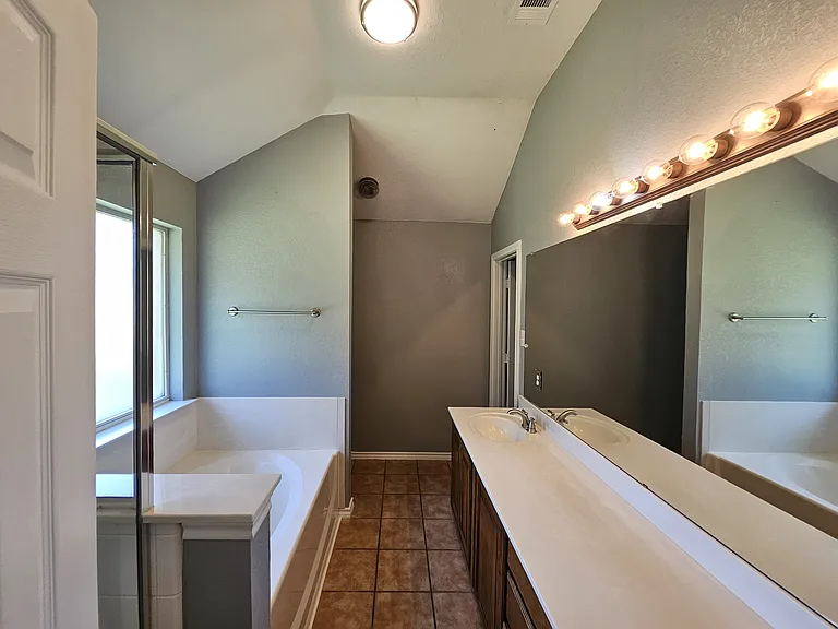 4413 New Meadow Dr — Photo 20