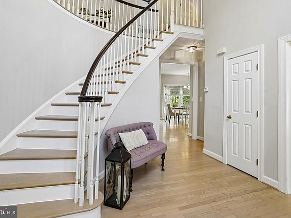3rd image of 9904 Founders Way