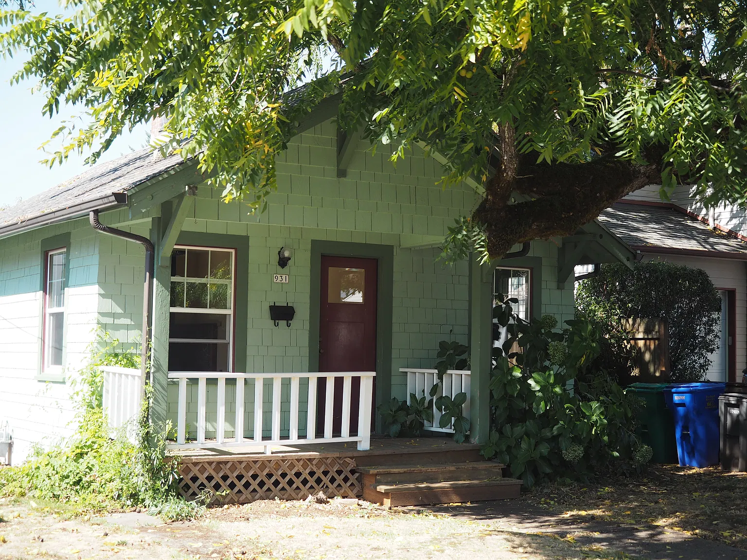 2 bed, 934 sqft, $2,400 — Photo 1