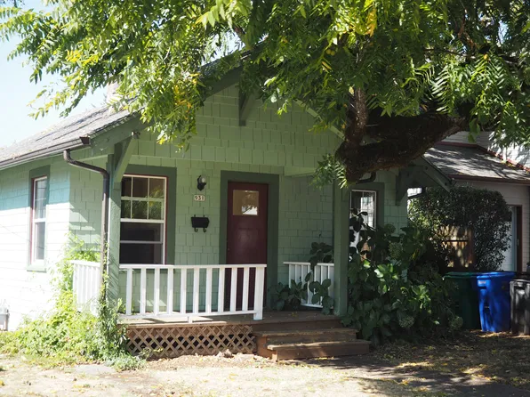 931 NE 69th Ave, Portland, OR 97213