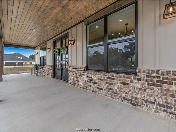 4th image of 7507 Garrison Creek Dr