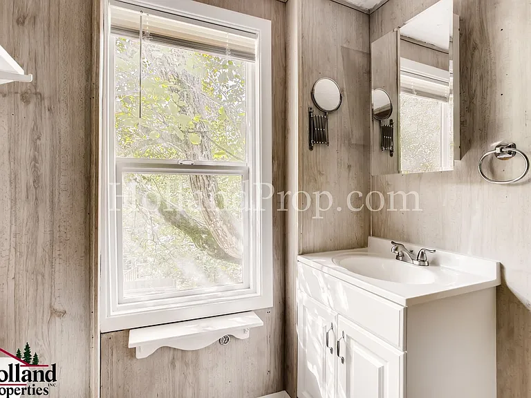 9601 SW 42nd Ave — Photo 9
