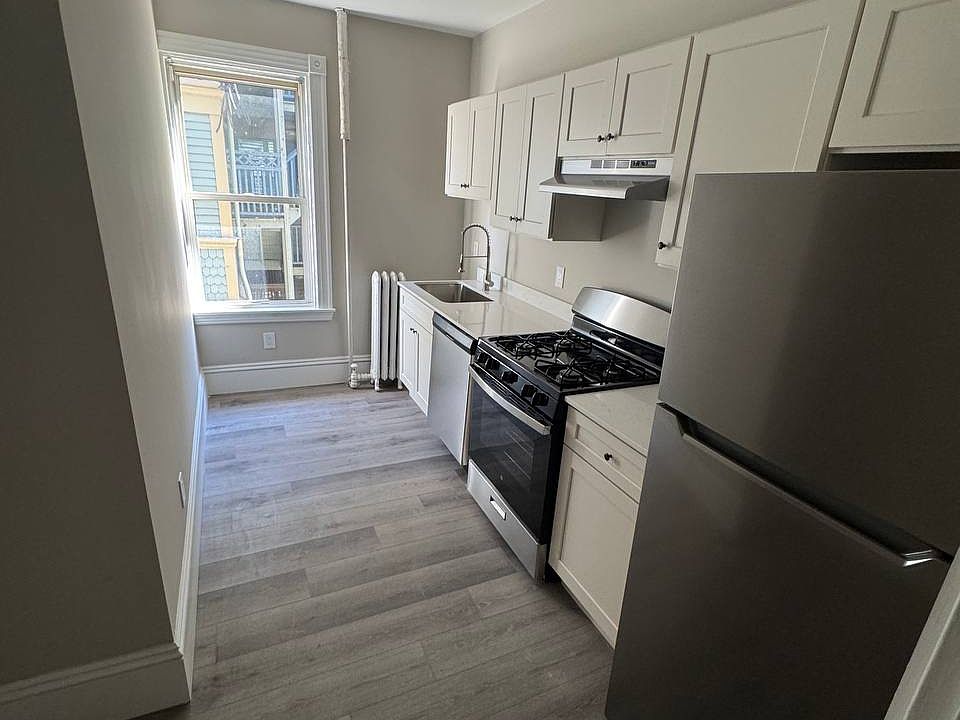 1st image of 4 Pleasant Ave #6AP-3