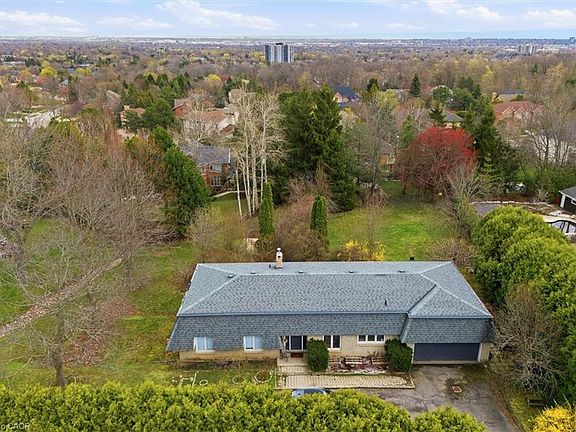 5th image of 1310 Beaufort Dr