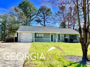 5341 Memorial Ln, Powder Springs, GA 30127