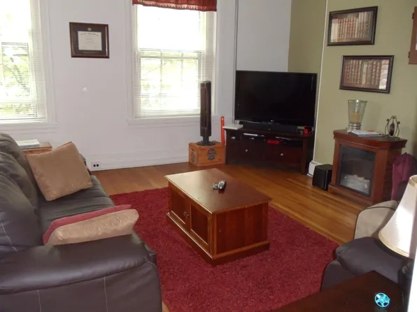 25 S High St, West Chester, PA 19382