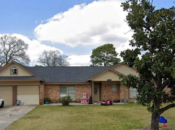 8613 Wynlea St, Houston, TX 77061