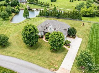 5873 Bakers Point, Hickory, NC 28602