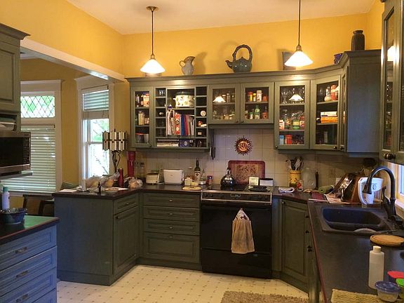 Large kitchen