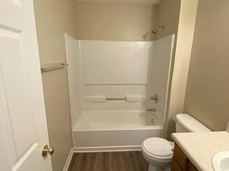 549 Blue Lake Dr — Photo 9